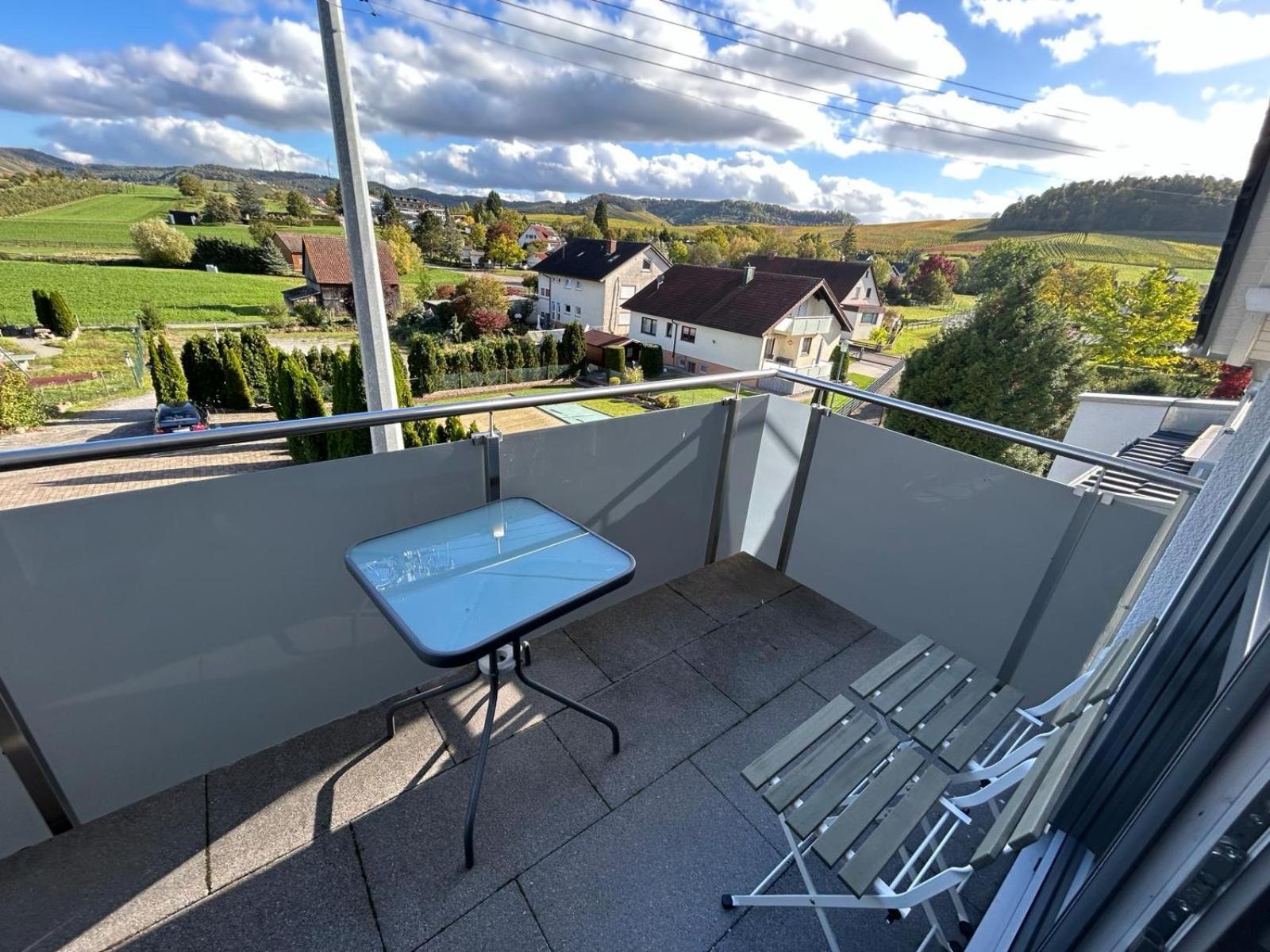 3 Zimmer Neubauwohnung In Der Schwaebischen Toskana Лёвенштайн Экстерьер фото